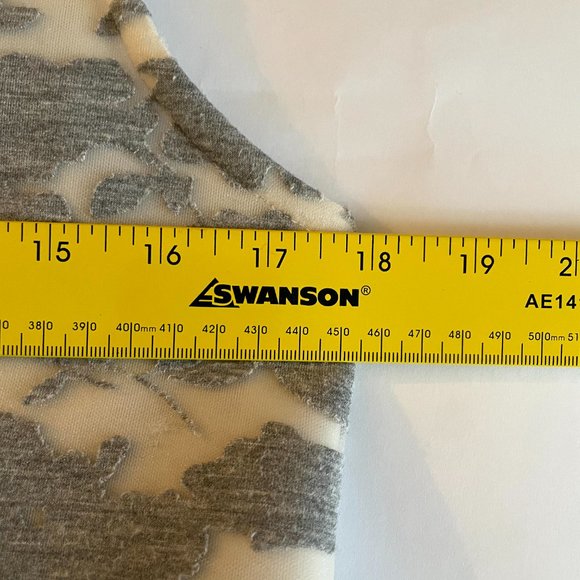 Anthropologie Akemi + Kin Floral Peplum Top - Picture 10 of 15